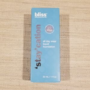 bliss 'stay'cation All Day Wear Liquid Foundation
